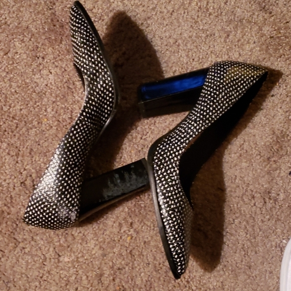 Joe's Jeans black/white pointed toe heels. Sz 9 - Picture 4 of 5